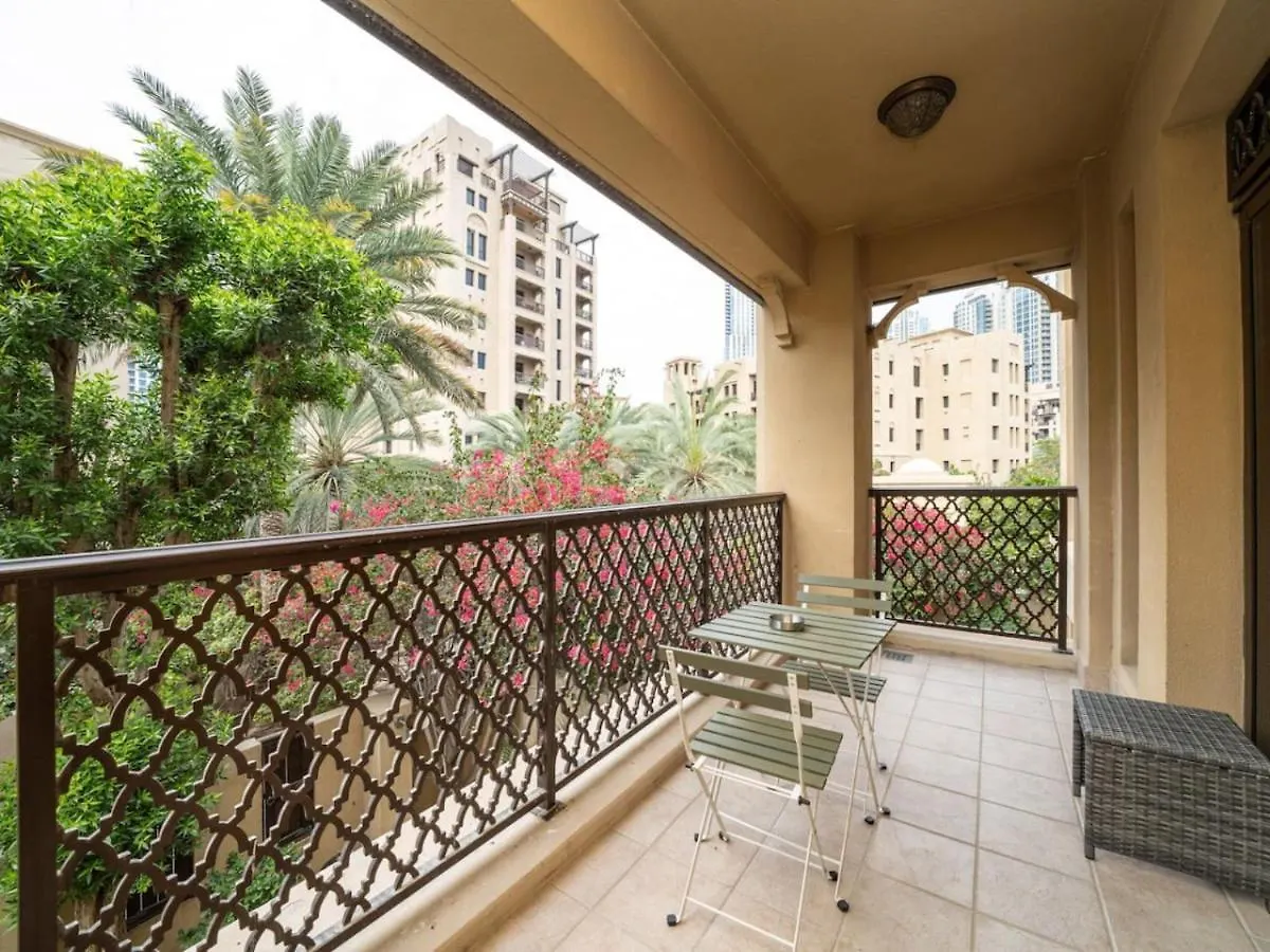 Modern Old Town 1 Bed With Garden View Apartment Dubai
